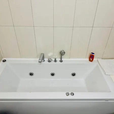 Joy Memorandului 5 * Timişoara